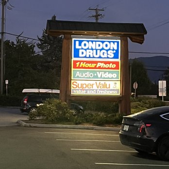 Sunnycrest Mall - Shopping Centers Near Me - Gibsons, British Columbia Sunnycrest Mall - Shopping Centers Near Me - Gibsons, British Columbia