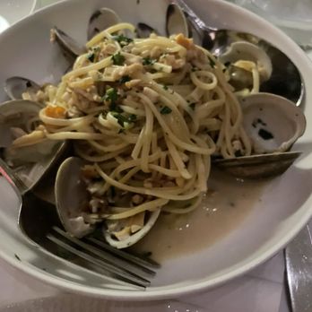 Rao's Miami Beach - white claim sauce - Italian Near Me - Miami Beach, Florida Rao's Miami Beach - white claim sauce - Italian Near Me - Miami Beach, Florida