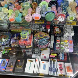 Mac Park Smoke Shop - Gummy Essentials
