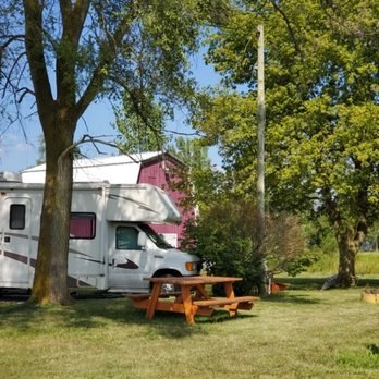 Madison County Winery - Campsite - Wineries Near Me - Markleville, Indiana