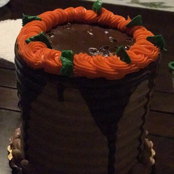 Safeway - Cakes for any occasion baked fresh in their bakery. - Grocery Near Me - Kihei, Hawaii Safeway - Cakes for any occasion baked fresh in their bakery. - Grocery Near Me - Kihei, Hawaii