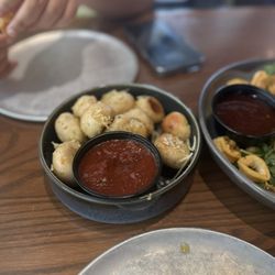 Garlic knots