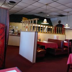 Golden Dragon - The dinning room