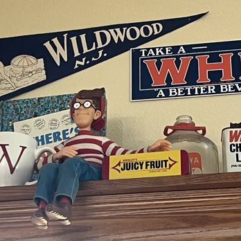 Whitling Whimsy - Cafes Near Me - Casey, Illinois