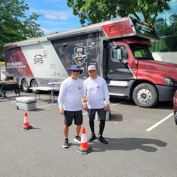 Grand Slam Parking - Tailgate at Grand Slam Parking - Parking Near Me Grand Slam Parking - Tailgate at Grand Slam Parking - Parking Near Me