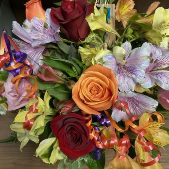 Avas Flowers - Replacement flowers - Florists Near Me