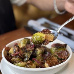 Norman Rose Tavern - Must get brussel sprouts!!
