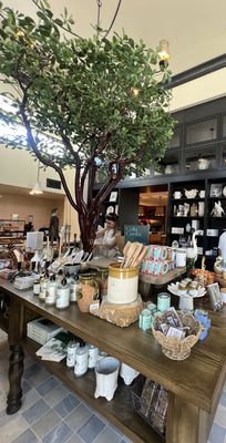 Lydia's Kitchen & Market by null