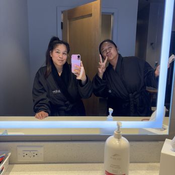 Spa U’ilani - Skin Care Near Me - Honolulu, Hawaii Spa U’ilani - Skin Care Near Me - Honolulu, Hawaii