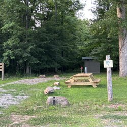 Turner Bend - RV SITE # 7 WITH 30-50 ELECTRIC and CITY WATER , FREE WIFI