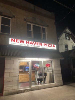 Photo of New Haven Pizza - New Haven, CT, US.