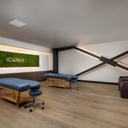 Iconix Fitness - Iconix Inglewood Recovery Lounge