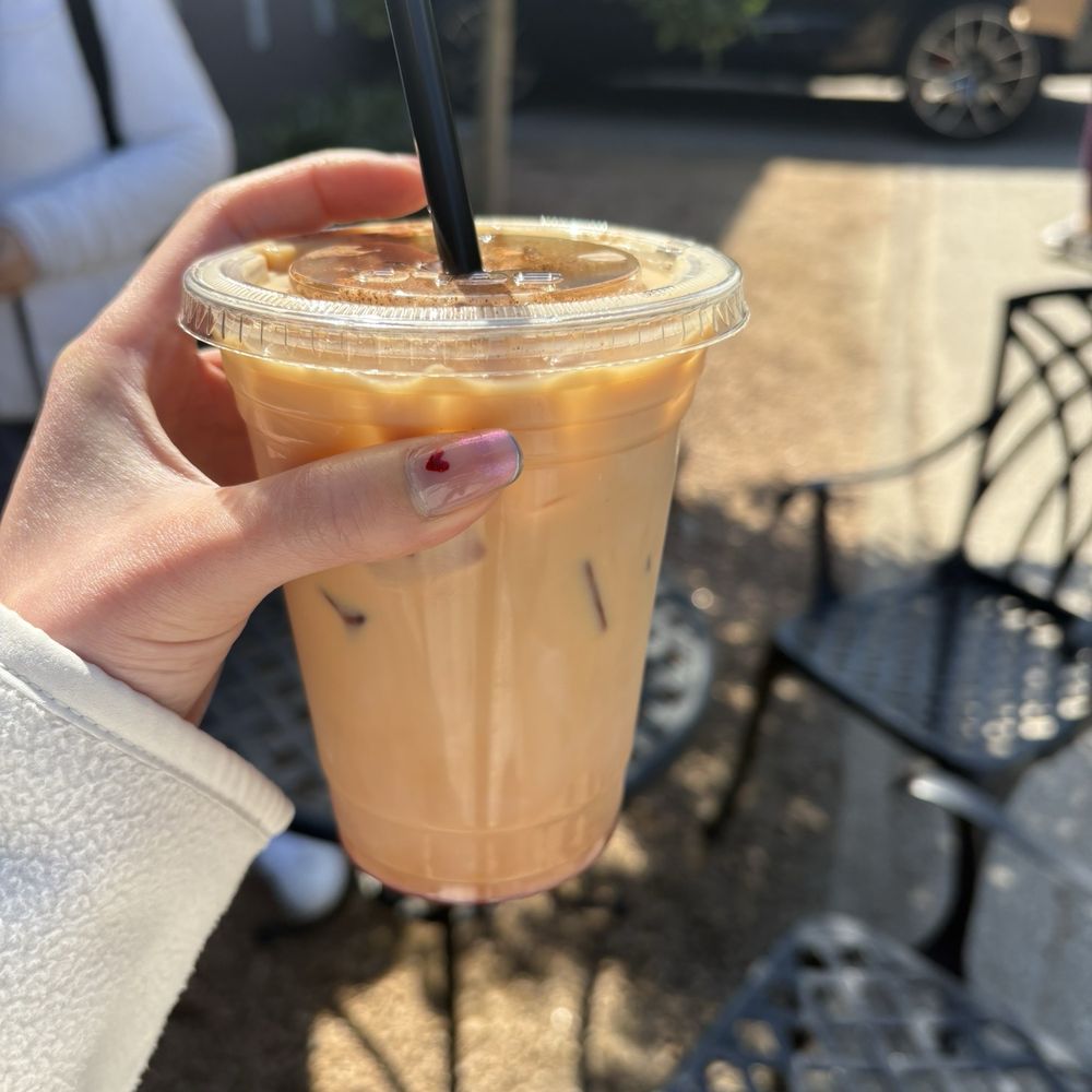 EaDough - Raspberry chai - Bakeries Near Me - Houston, Texas