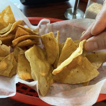 El Guanaco - Nice thick tortilla chips, not overly salted - Salvadoran Near Me - St. Louis, Missouri