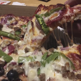 Red Pepper Pizza - The supreme combo, with no olives or mushrooms on one half. - Pizza Near Me - San Leandro, California Red Pepper Pizza - The supreme combo, with no olives or mushrooms on one half. - Pizza Near Me - San Leandro, California