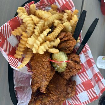 Hattie B's Hot Chicken- Atlanta West Midtown - Southern Near Me - Atlanta, Georgia Hattie B's Hot Chicken- Atlanta West Midtown - Southern Near Me - Atlanta, Georgia
