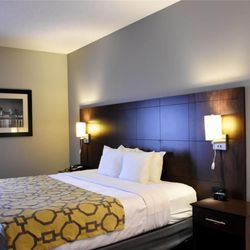 Baymont by Wyndham Morton - Guest room