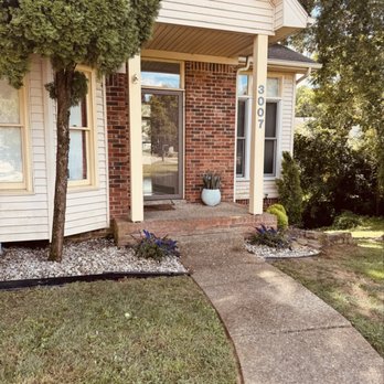 Franklin Lawn Service - Landscaping by Franklin Landscape & Lawn Service - Lawn Services Near Me