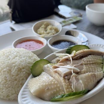 Ipoh Kopitiam - Hainan Chicken - Malaysian Near Me - Alhambra, California