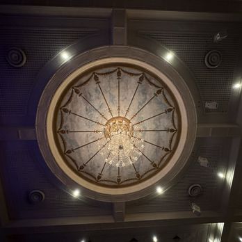 Patchogue Theatre - Zoomed out chandelier shot. - Performing Arts Near Me - Patchogue, New York