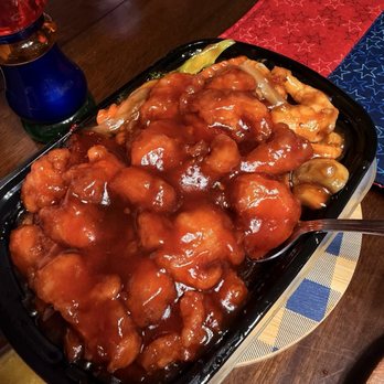 China King - Dragon & Phoenix (General Tso & Shrimp with Garlic Sauce) - Chinese Near Me - Manistique, Michigan
