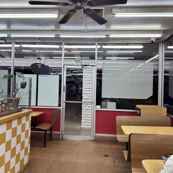 Dairy Belle Freeze - Seating area - Fast Food Near Me - Hayward, California Dairy Belle Freeze - Seating area - Fast Food Near Me - Hayward, California