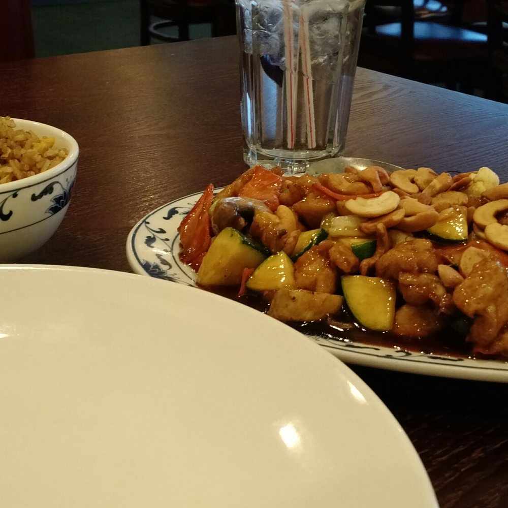 Hunan - Chinese Near Me - Excelsior Springs, Missouri