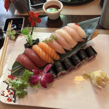 Okinii - Very nicely prepared. Good mix of white tuna, salmon, tuna, yellowtail , and reasonably priced. - Sushi Bars Near Me - New York, New York