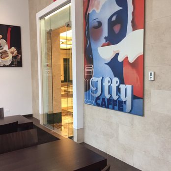 Espressamente illy - Connected to the building - Coffee & Tea Near Me - Chicago, Illinois