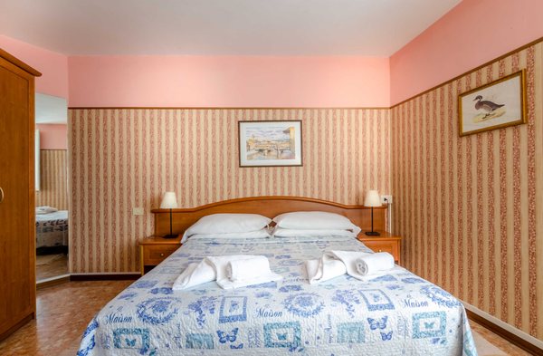 Il Pitti Soggiorno by null