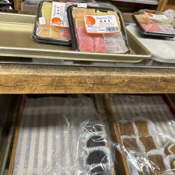 Fugetsu-Do - Mochi - Candy Stores Near Me - Los Angeles, California