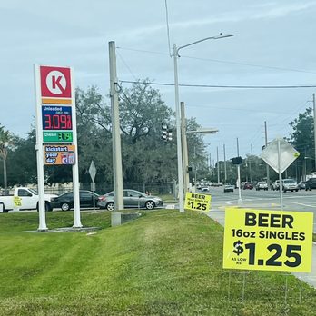Circle K - a gas station and a beer sign - Convenience Stores Near Me - Kissimmee, Florida