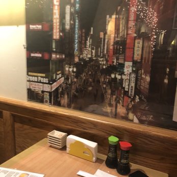 Flying Roll - Sushi Bars Near Me - Duluth, Georgia