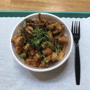 Tokyo Express - Hot Thai Chicken with brown rice-YUM! - Japanese Near Me - Phoenix, Arizona