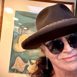 Artist wearing Desperado Hat