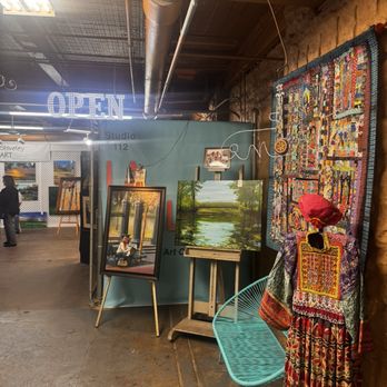 Pendleton Art Center - Final Friday - Art Galleries Near Me - Cincinnati, Ohio Pendleton Art Center - Final Friday - Art Galleries Near Me - Cincinnati, Ohio