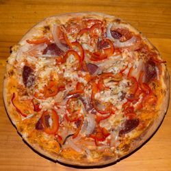 Pizzeria Mamma Leone - #15 Pizza Tutto minus Champignons plus Zwiebeln