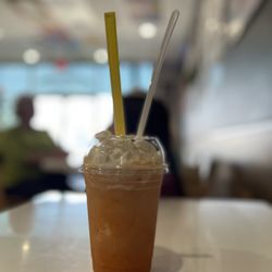 Creamberry - Thai Tea Float