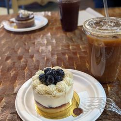 Amphora Bakery