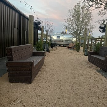 The Yard Goat - Inside - Cocktail Bars Near Me - Lafayette, Louisiana