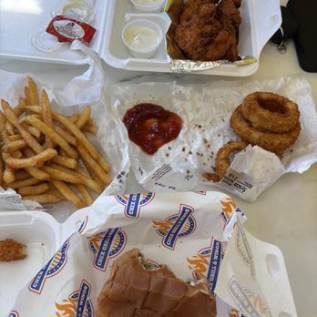 Chex Grill & Wings - Hamburger combo and 3 tender combo - Burgers Near Me - Nashville, Tennessee