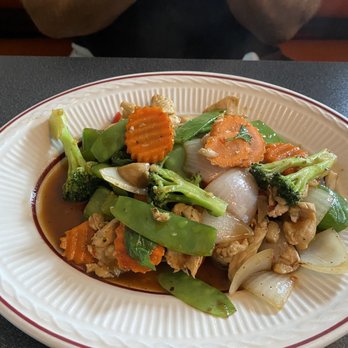 Sushi Yama - Basil Thai Chicken. Was delicious - Japanese Near Me - Boynton Beach, Florida