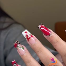 Phoenix Nailz & Spa