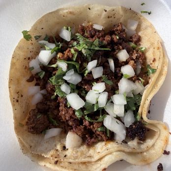 Leslys Taco Trunk - Chorizo taco - Tacos Near Me - Decorah, Iowa Leslys Taco Trunk - Chorizo taco - Tacos Near Me - Decorah, Iowa