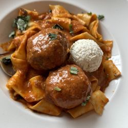 Lynora's Italian Restaurant