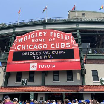 Wrigley Field - Stadiums & Arenas Near Me - Chicago, Illinois Wrigley Field - Stadiums & Arenas Near Me - Chicago, Illinois