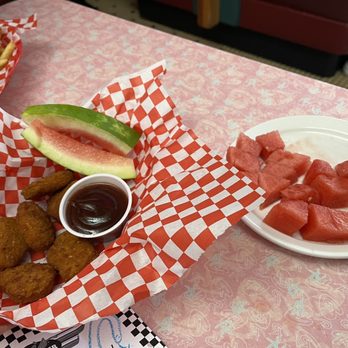 Rosie's Diner - Kids Chicken Nuggets - Diners Near Me - Monument, Colorado