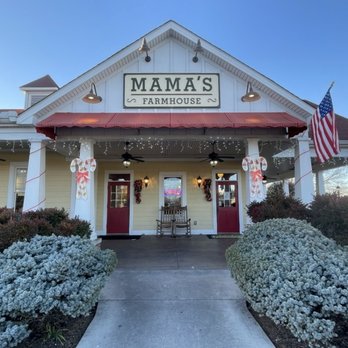 Mama's Farmhouse - Southern Near Me - Pigeon Forge, Tennessee