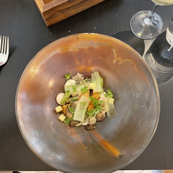 Bouillon Bilk - Mushroom salad (absolutely delicious!) - Modern European Near Me - Montreal, Quebec Bouillon Bilk - Mushroom salad (absolutely delicious!) - Modern European Near Me - Montreal, Quebec