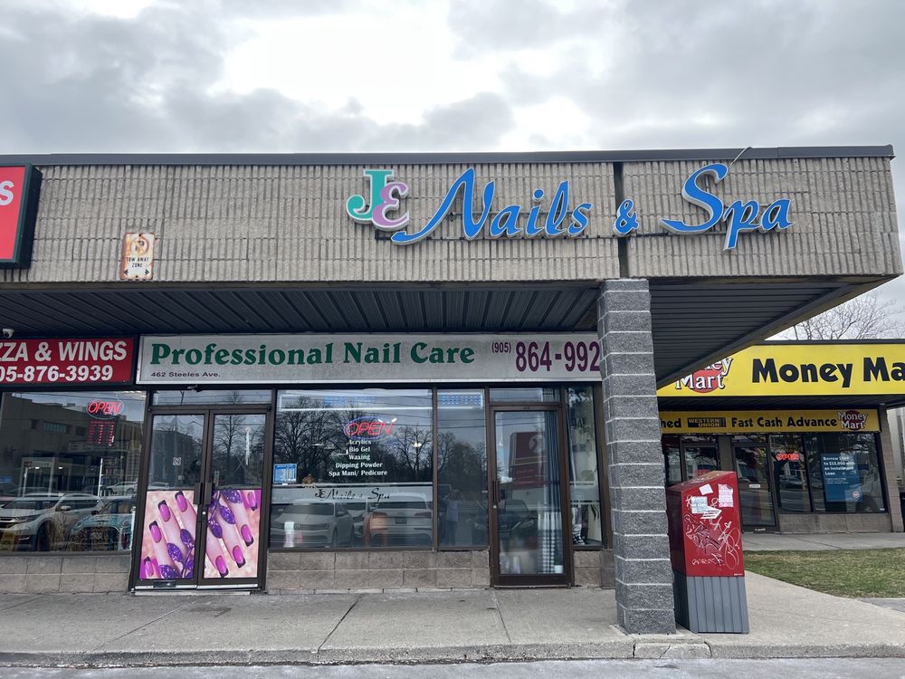 JE Nails & Spa Logo